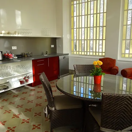 L'orangerie Готель типу 