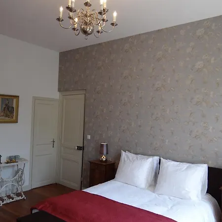 לינה וארוחת בוקר L'orangerie קרקסון